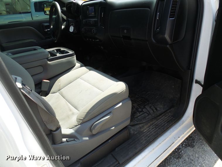 image for item DB2208 2014 Chevrolet Silverado 1500 Crew Cab pickup truck