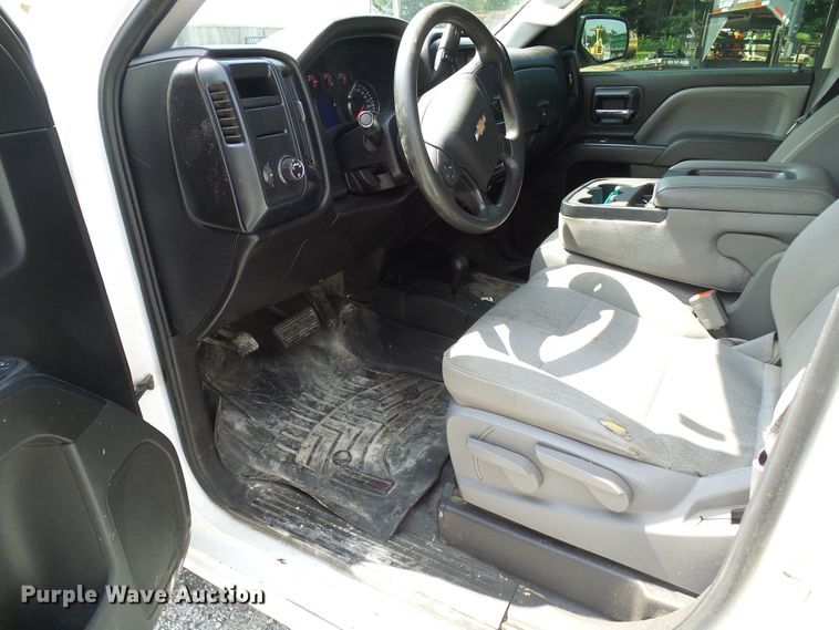 image for item DB2208 2014 Chevrolet Silverado 1500 Crew Cab pickup truck