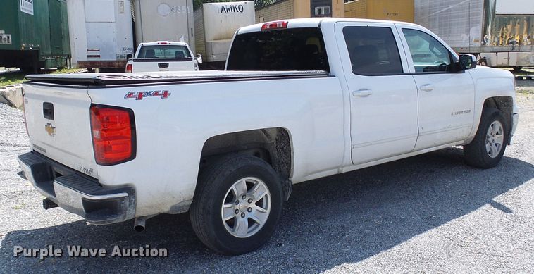 image for item DB2209 2015 Chevrolet Silverado 1500 Crew Cab pickup truck