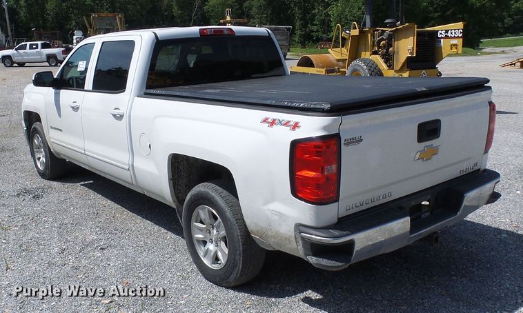 image for item DB2209 2015 Chevrolet Silverado 1500 Crew Cab pickup truck