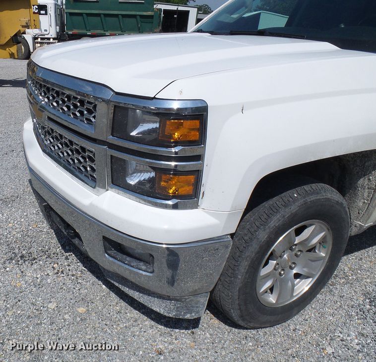 image for item DB2209 2015 Chevrolet Silverado 1500 Crew Cab pickup truck