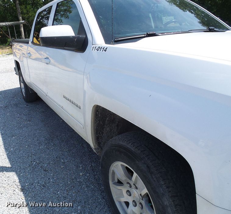 image for item DB2209 2015 Chevrolet Silverado 1500 Crew Cab pickup truck