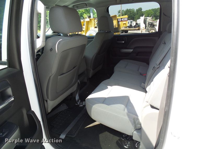 image for item DB2209 2015 Chevrolet Silverado 1500 Crew Cab pickup truck