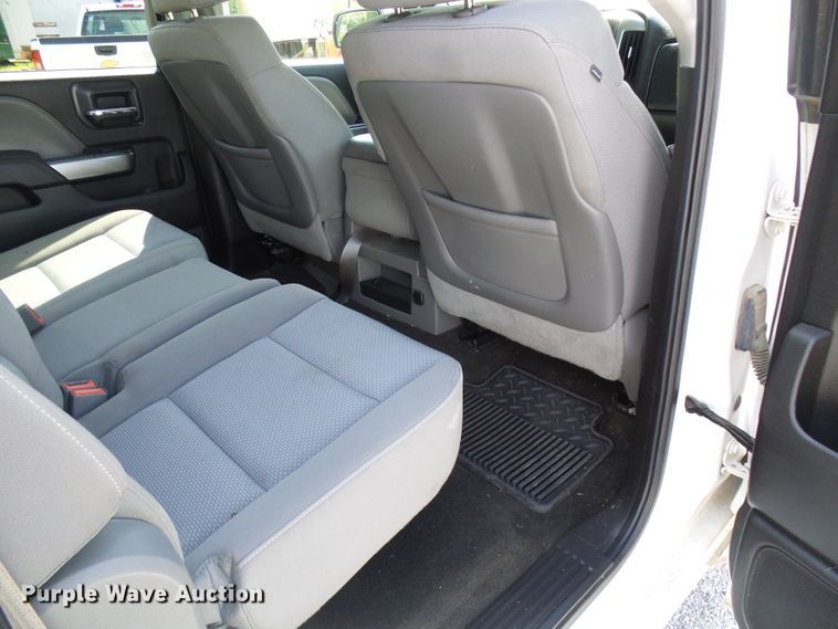 image for item DB2209 2015 Chevrolet Silverado 1500 Crew Cab pickup truck