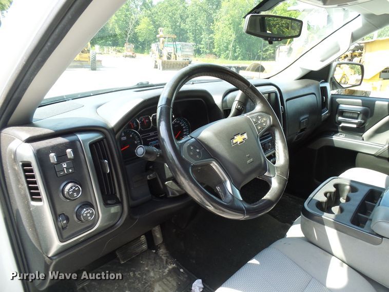 image for item DB2209 2015 Chevrolet Silverado 1500 Crew Cab pickup truck