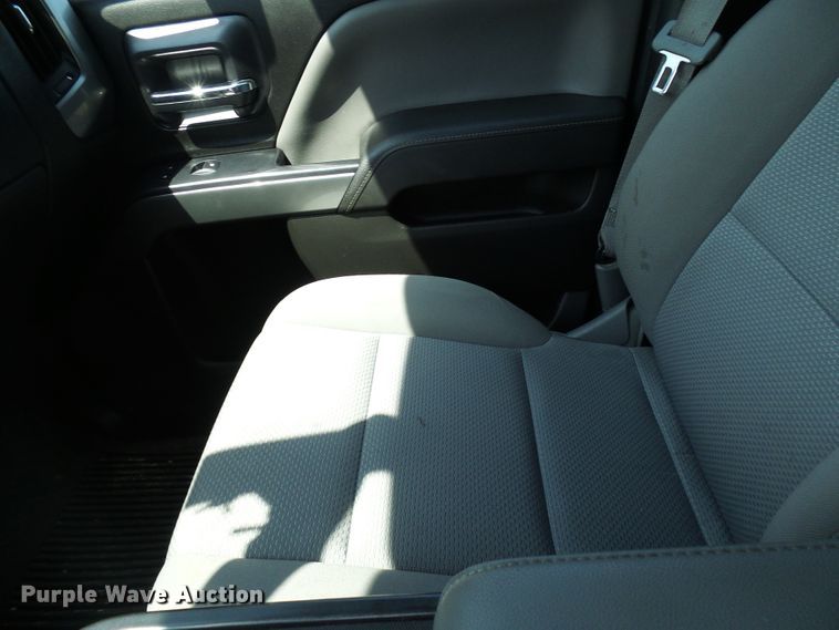 image for item DB2209 2015 Chevrolet Silverado 1500 Crew Cab pickup truck