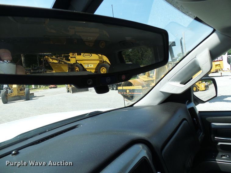 image for item DB2209 2015 Chevrolet Silverado 1500 Crew Cab pickup truck