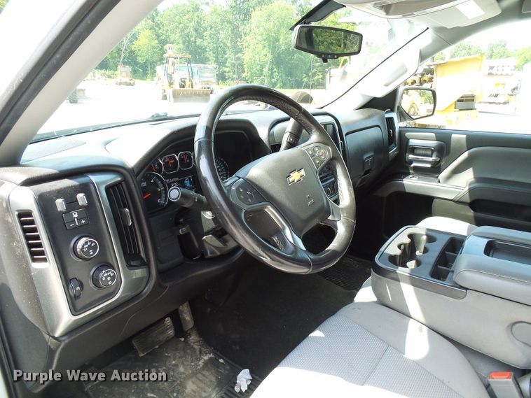 image for item DB2209 2015 Chevrolet Silverado 1500 Crew Cab pickup truck