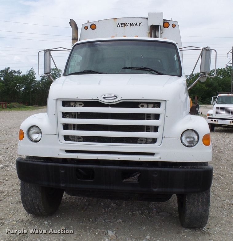 image for item DB2237 2005 Sterling L-Line refuse truck