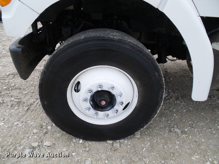 image for item DB2237 2005 Sterling L-Line refuse truck