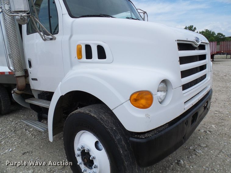 image for item DB2237 2005 Sterling L-Line refuse truck