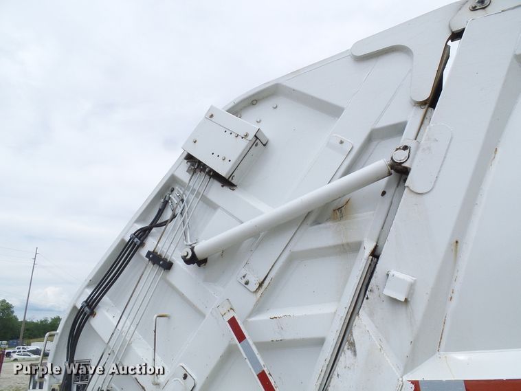 image for item DB2237 2005 Sterling L-Line refuse truck