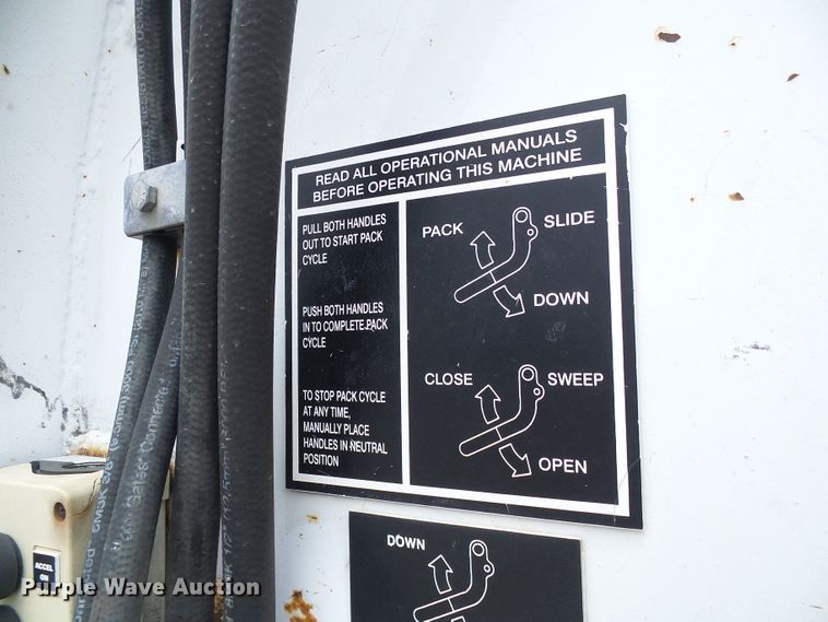 image for item DB2237 2005 Sterling L-Line refuse truck