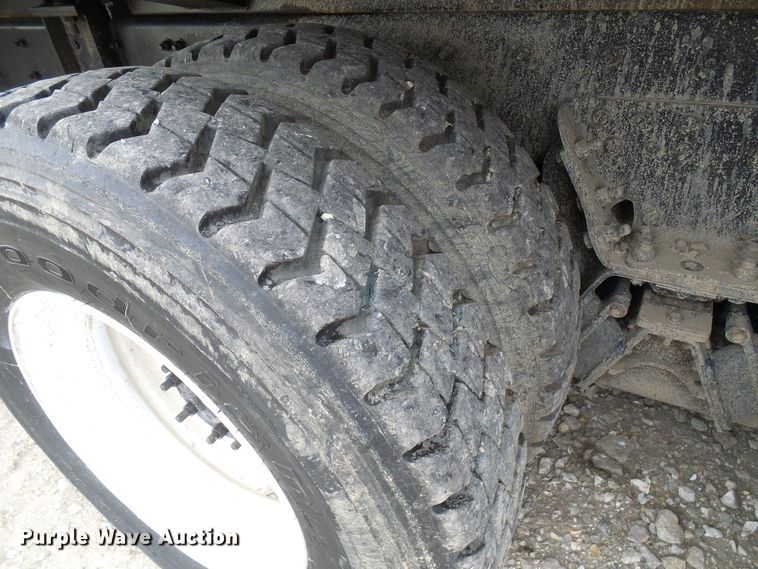 image for item DB2237 2005 Sterling L-Line refuse truck