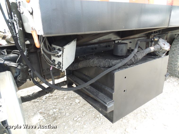 image for item DB2237 2005 Sterling L-Line refuse truck