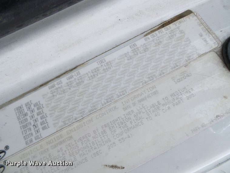 image for item DB2237 2005 Sterling L-Line refuse truck