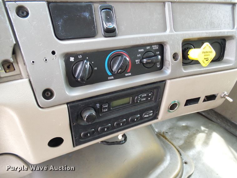 image for item DB2237 2005 Sterling L-Line refuse truck