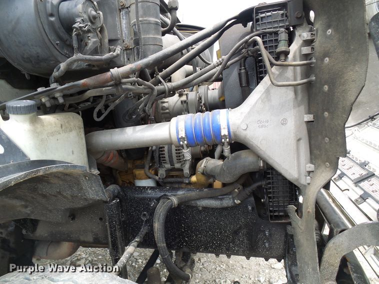 image for item DB2237 2005 Sterling L-Line refuse truck