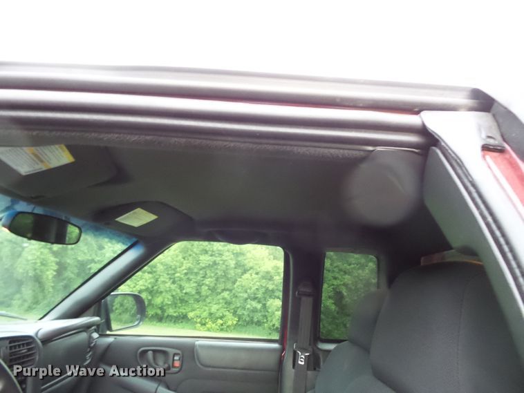 image for item DC4534 2003 Chevrolet S10 Ext. Cab pickup truck