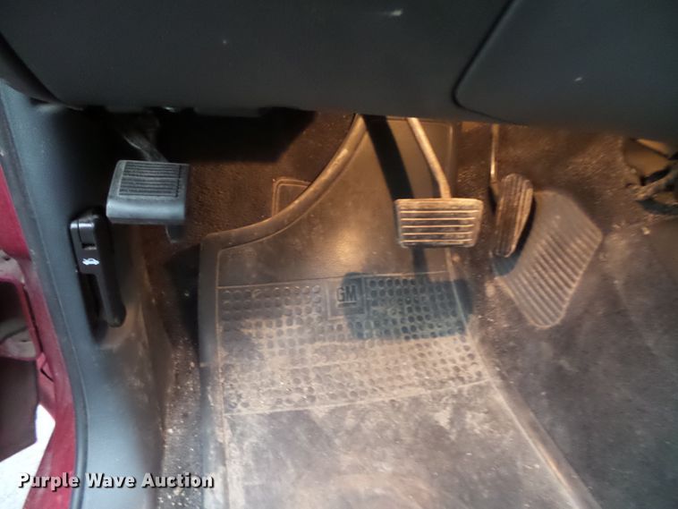 image for item DC4534 2003 Chevrolet S10 Ext. Cab pickup truck