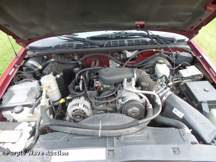 image for item DC4534 2003 Chevrolet S10 Ext. Cab pickup truck