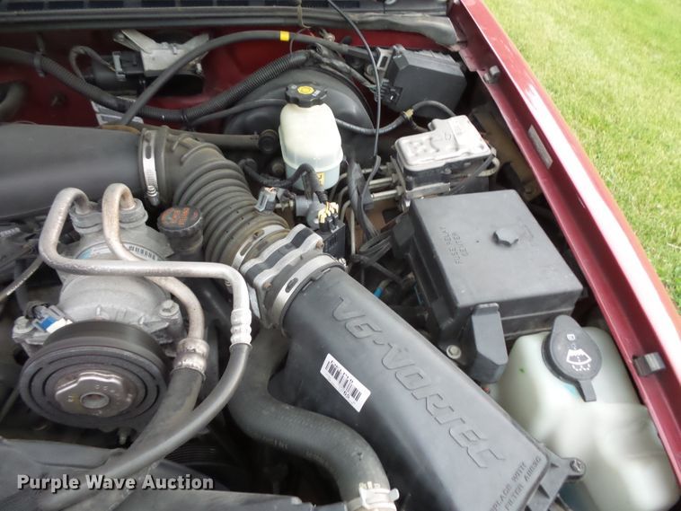 image for item DC4534 2003 Chevrolet S10 Ext. Cab pickup truck