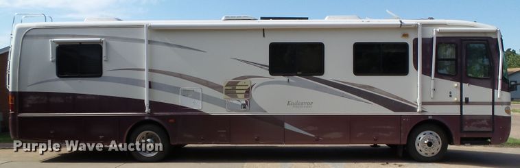 image for item DC5107 2000 Freightliner 38WDD Endeavor Holiday Rambler RV