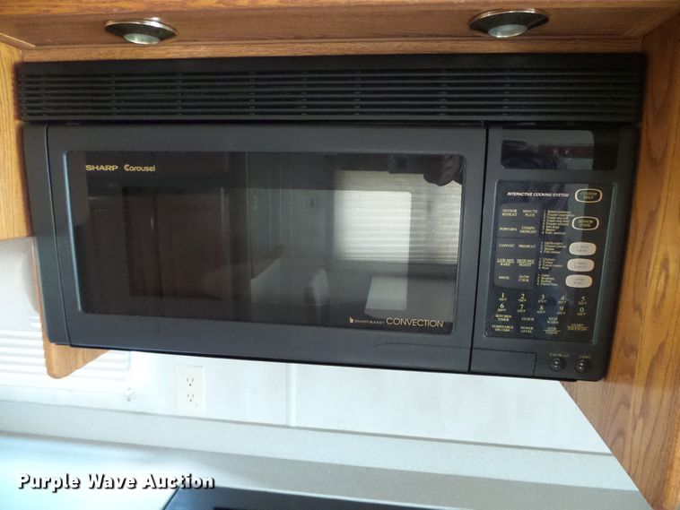 image for item DC5107 2000 Freightliner 38WDD Endeavor Holiday Rambler RV