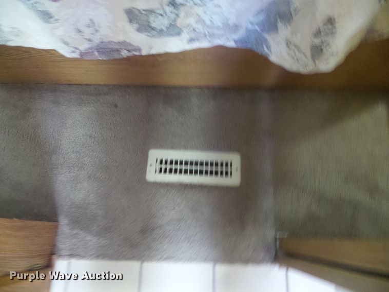 image for item DC5107 2000 Freightliner 38WDD Endeavor Holiday Rambler RV