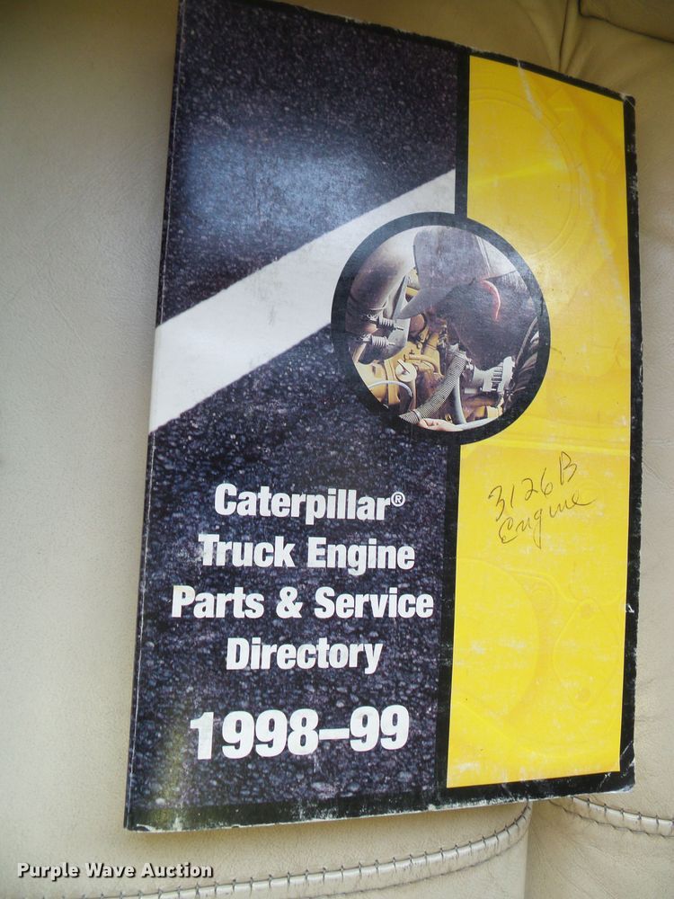 image for item DC5107 2000 Freightliner 38WDD Endeavor Holiday Rambler RV