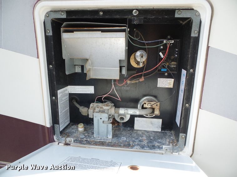 image for item DC5107 2000 Freightliner 38WDD Endeavor Holiday Rambler RV