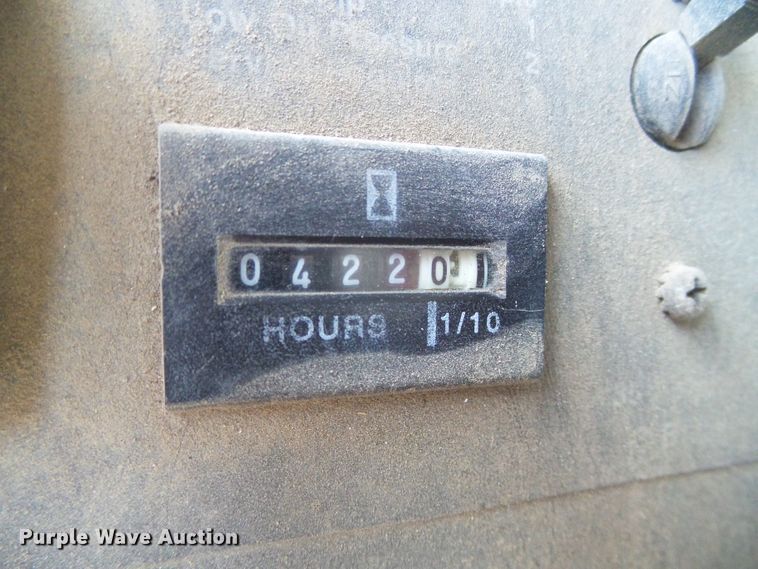 image for item DC5107 2000 Freightliner 38WDD Endeavor Holiday Rambler RV