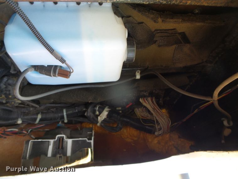 image for item DC5107 2000 Freightliner 38WDD Endeavor Holiday Rambler RV