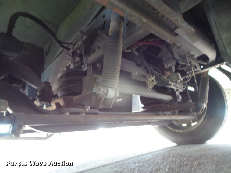 image for item DC5107 2000 Freightliner 38WDD Endeavor Holiday Rambler RV