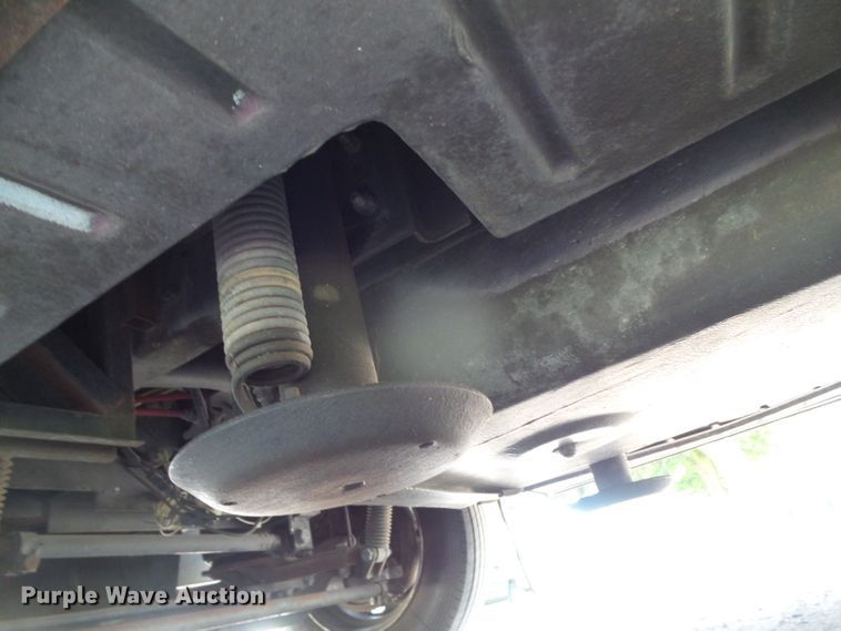 image for item DC5107 2000 Freightliner 38WDD Endeavor Holiday Rambler RV