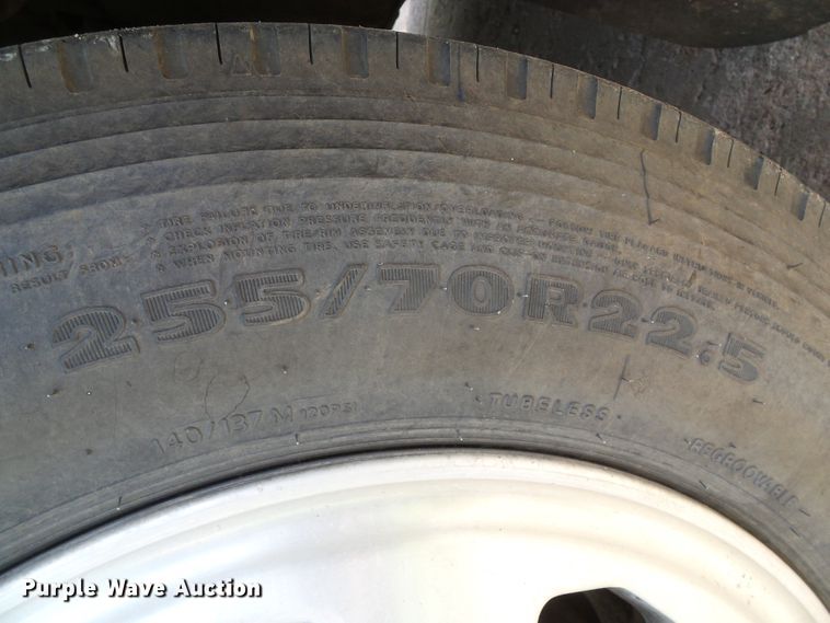 image for item DC5107 2000 Freightliner 38WDD Endeavor Holiday Rambler RV