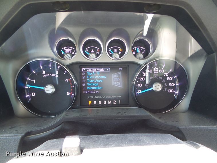 image for item DC5109 2011 Ford F350 Super Duty Lariat Crew Cab pickup truck