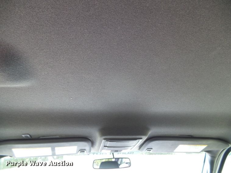 image for item DC5109 2011 Ford F350 Super Duty Lariat Crew Cab pickup truck