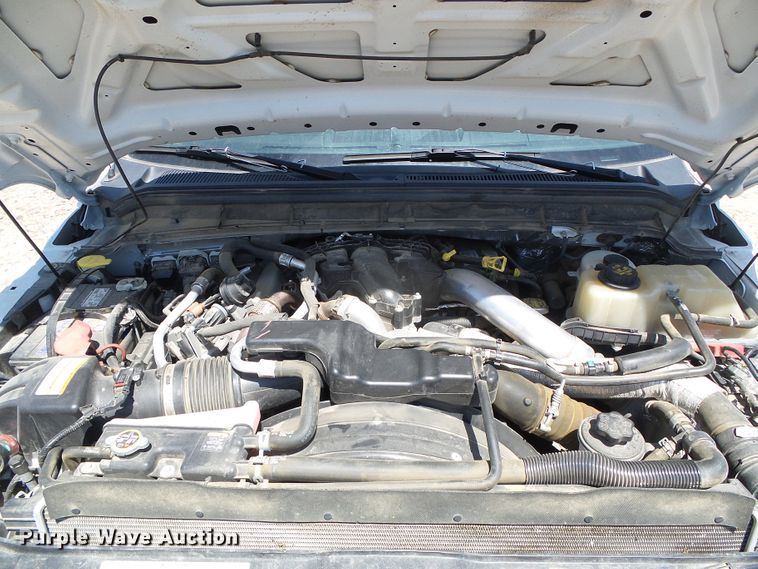 image for item DC5109 2011 Ford F350 Super Duty Lariat Crew Cab pickup truck