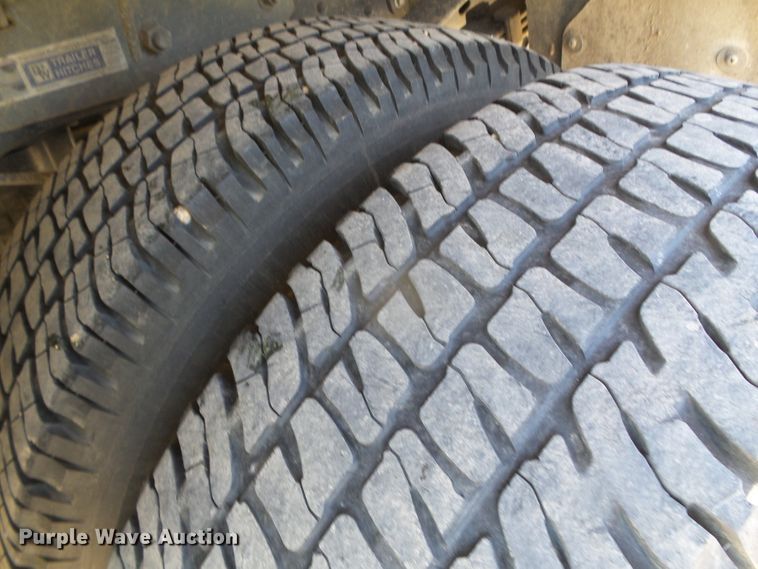 image for item DC5109 2011 Ford F350 Super Duty Lariat Crew Cab pickup truck