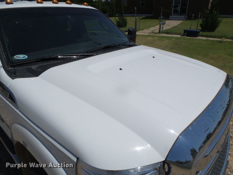 image for item DC5109 2011 Ford F350 Super Duty Lariat Crew Cab pickup truck