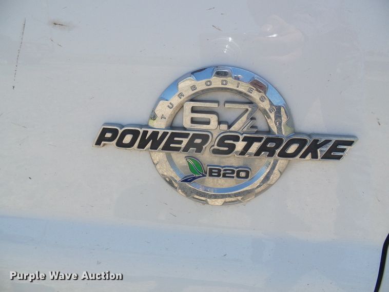 image for item DC5109 2011 Ford F350 Super Duty Lariat Crew Cab pickup truck