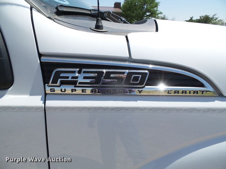 image for item DC5109 2011 Ford F350 Super Duty Lariat Crew Cab pickup truck