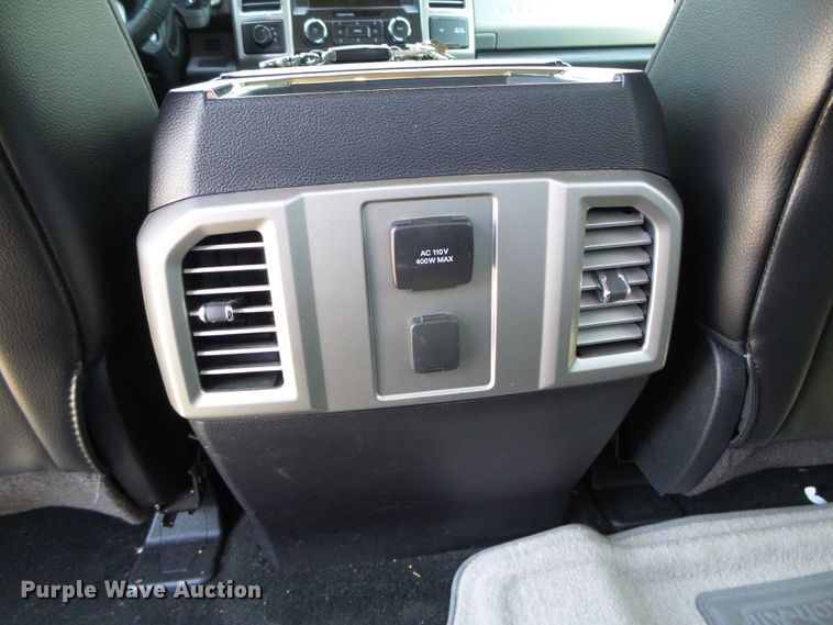 image for item DC5110 2017 Ford F350 Super Duty Lariat Crew Cab pickup truck