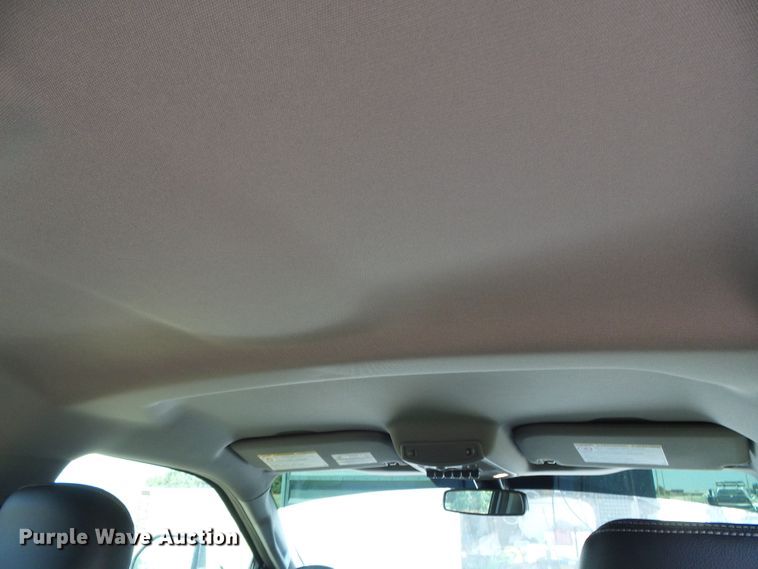 image for item DC5110 2017 Ford F350 Super Duty Lariat Crew Cab pickup truck