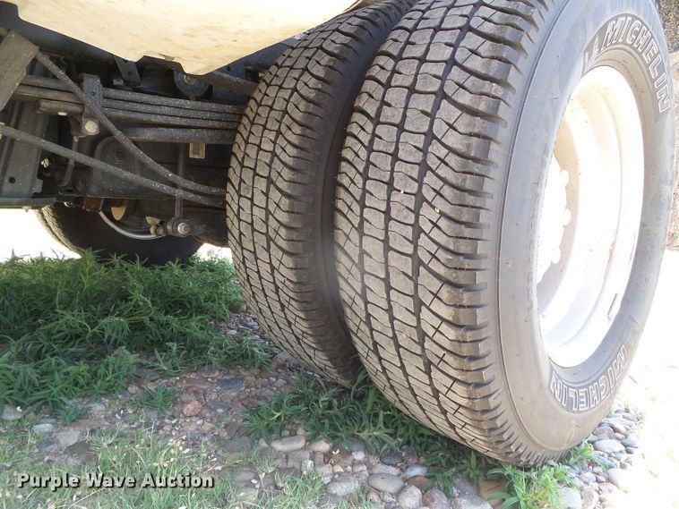 image for item DC5110 2017 Ford F350 Super Duty Lariat Crew Cab pickup truck