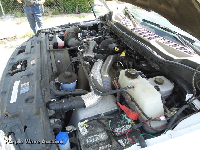 image for item DC5110 2017 Ford F350 Super Duty Lariat Crew Cab pickup truck