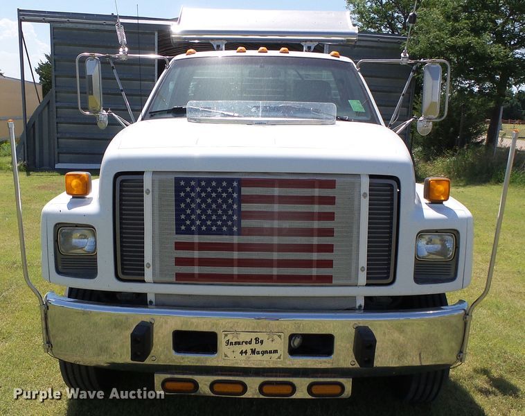 image for item DC5111 1995 GMC TopKick C6500 flatbed truck