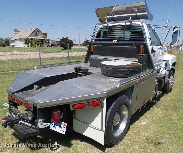 image for item DC5111 1995 GMC TopKick C6500 flatbed truck