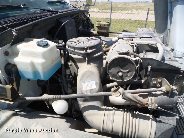 image for item DC5111 1995 GMC TopKick C6500 flatbed truck